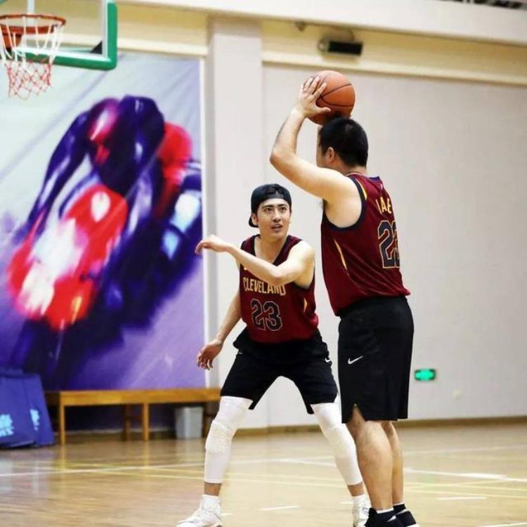 新版nba球衣尺码怎么选「新版NBA球衣尺码怎么选」