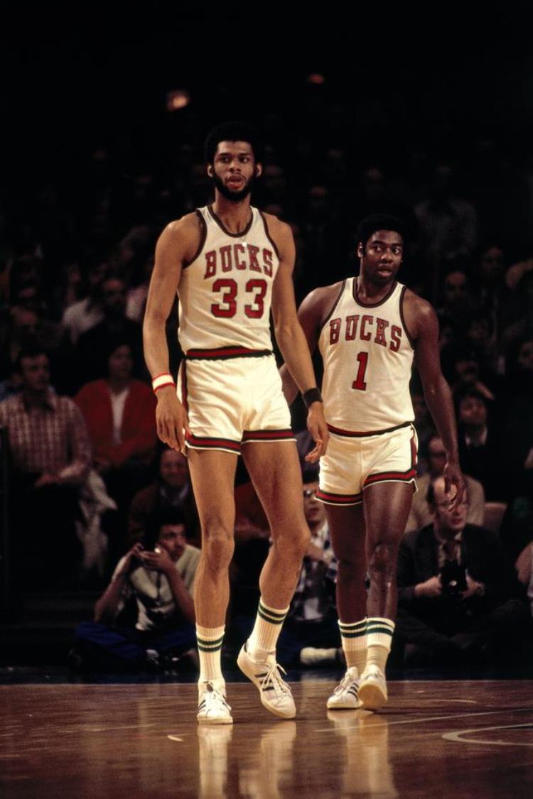 NBA常规赛最多连胜「常规赛拿下20连胜有多难NBA历史上5队做到仅2队拿到当年冠军」