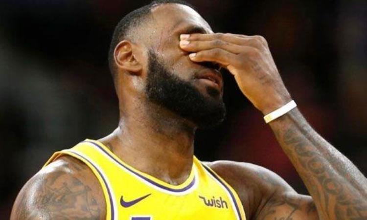 湖人总夺冠「刹那芳华盘点NBA夺冠后就跌落谷底的八大球队湖人两次上榜」
