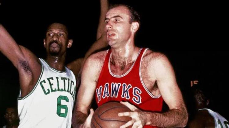 旱的旱死NBA各队MVP排行8队0MVP绿军10次登顶老詹填两队空白
