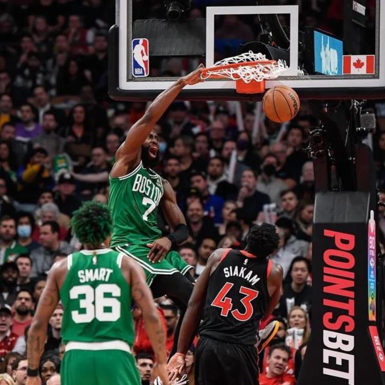 NBA历史三分命中率最高的球员「6项数据历史第一4人三分命中率联盟前十NBA历史最准球队诞生」