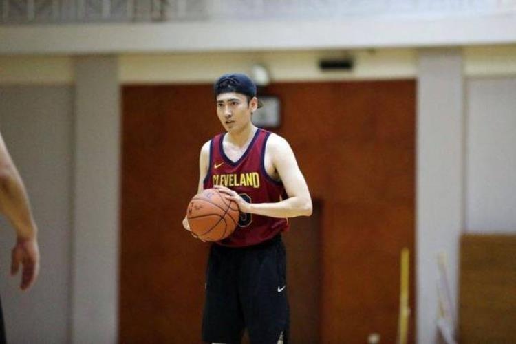 新版nba球衣尺码怎么选「新版NBA球衣尺码怎么选」