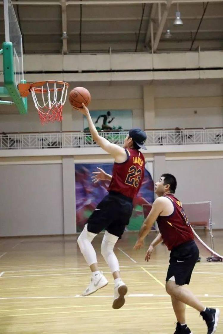新版nba球衣尺码怎么选「新版NBA球衣尺码怎么选」
