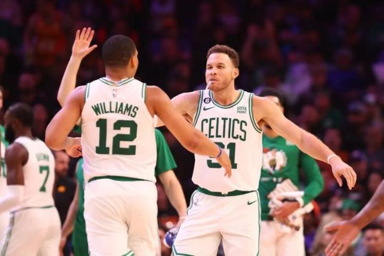NBA历史三分命中率最高的球员「6项数据历史第一4人三分命中率联盟前十NBA历史最准球队诞生」
