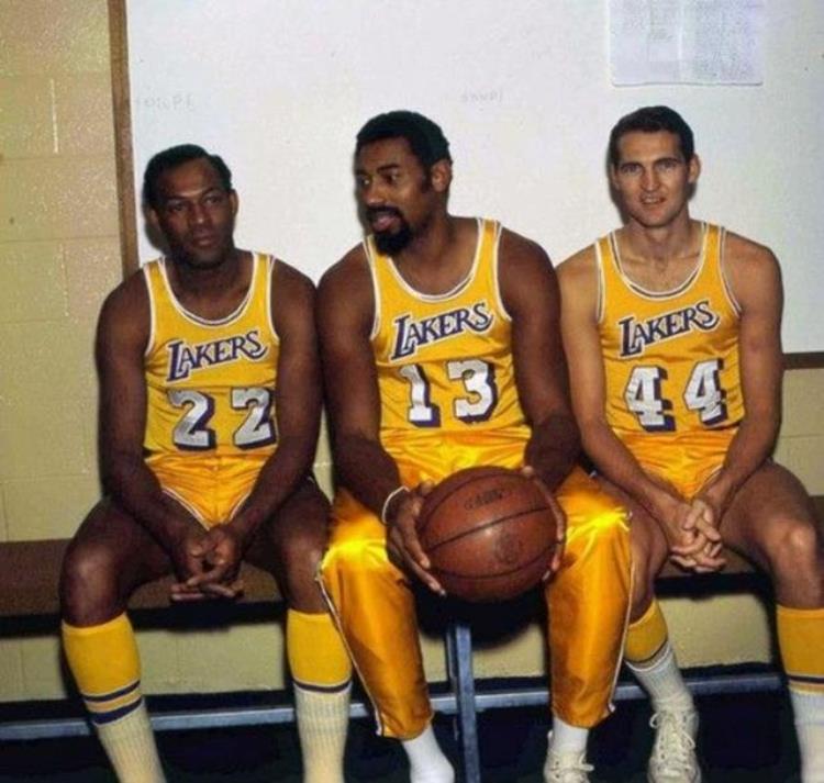 NBA常规赛最多连胜「常规赛拿下20连胜有多难NBA历史上5队做到仅2队拿到当年冠军」