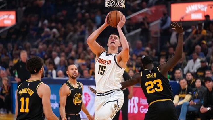 5年254亿NBA历史第一合同约基奇夏天有机会成为历史第一人