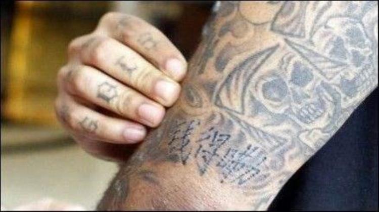 5图看NBA中文纹身马丁纹身笑喷姚明艾弗森忠爱一生