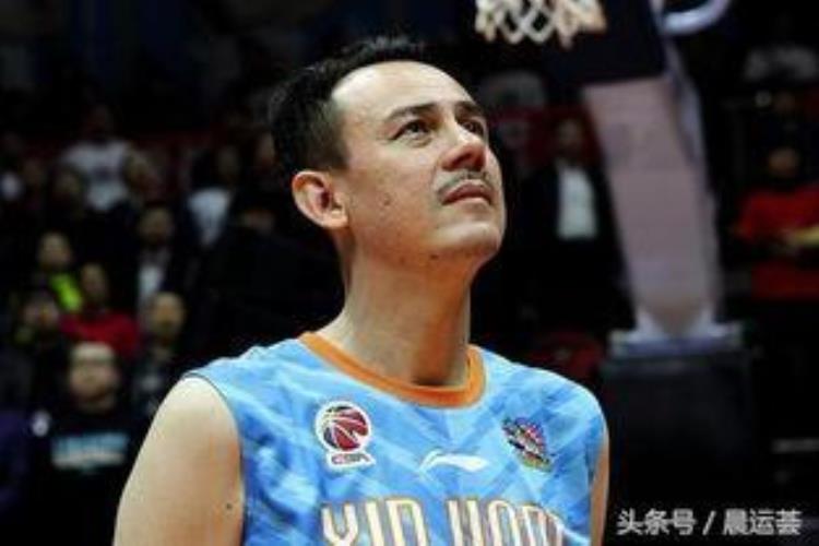 中国女篮助教木拉提「冠军球队助教也是香饽饽木拉提成上海女篮新任主帅」