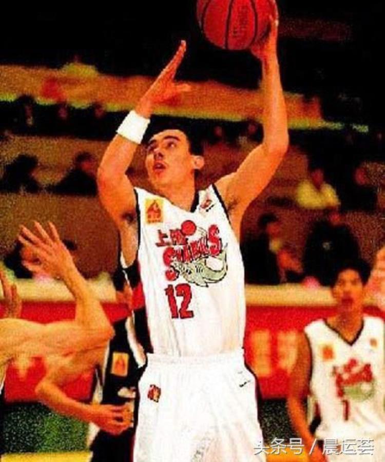 中国女篮助教木拉提「冠军球队助教也是香饽饽木拉提成上海女篮新任主帅」