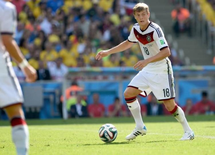 德国球员年薪排名,克罗斯在德国足球的地位