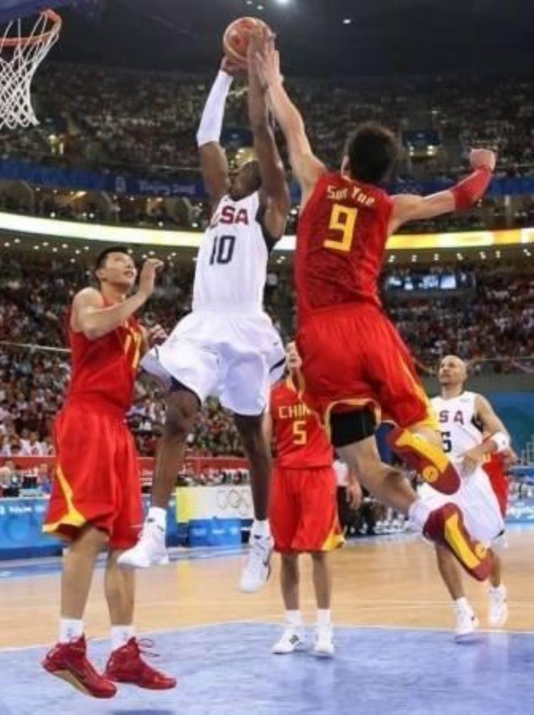 08年中国男篮人员,姚明易建联对比