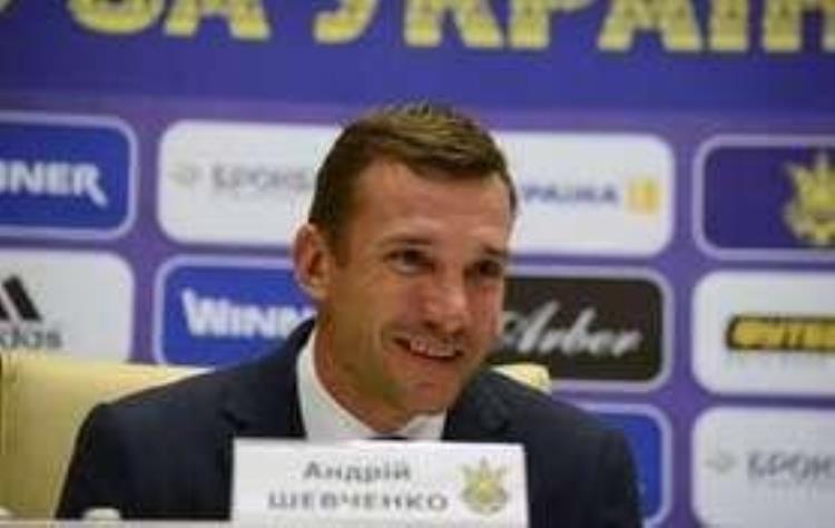 乌克兰足协宣布舍甫琴科成为新任主教练AC米兰功勋辅佐