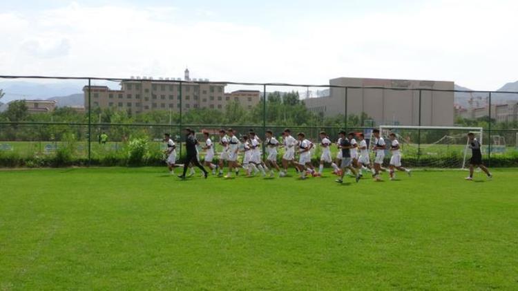 雪域天成不败夺冠晋级中冠大区赛新疆足球再向职业联赛发起冲击