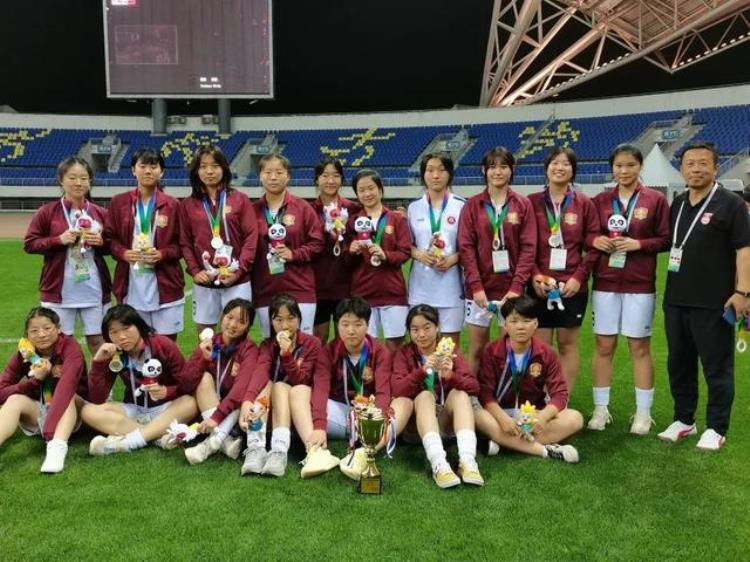 瑞安职业中等教育集团学校足球队「瑞泉中学代表队出征第一届中国青少年足球联赛」