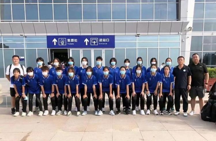 瑞安职业中等教育集团学校足球队「瑞泉中学代表队出征第一届中国青少年足球联赛」