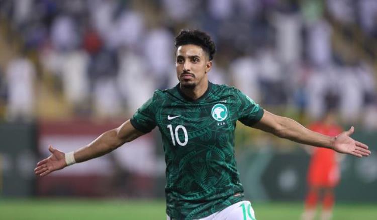 在沙特联赛效力的五大足球名将「在沙特联赛效力的五大足球名将」