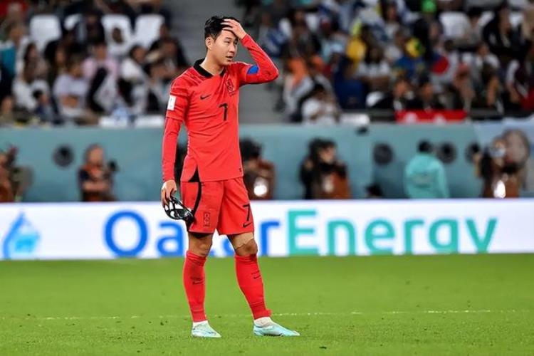 韩国媒体怒了裁判泰勒声名狼藉臭名昭著让卡塔尔世界杯蒙羞