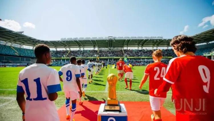 云亚科技文创奖杯|世界青少年足球赛哥德杯