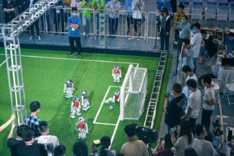 线上线下同步比拼两大机器人世界杯隆重开幕