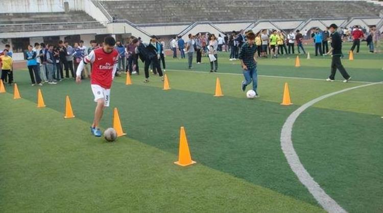 邢台市学习二十大•永远跟党走线上足球技能比赛