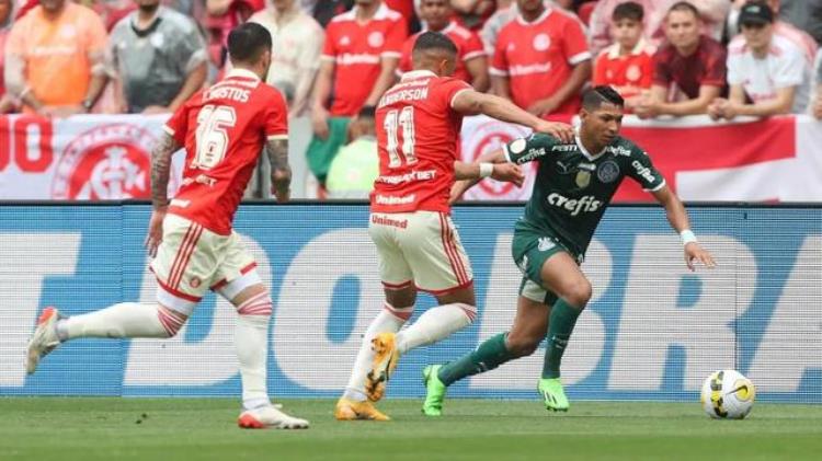 2022年巴西足球甲级联赛落幕帕尔梅拉斯队本赛季客场不败被打破