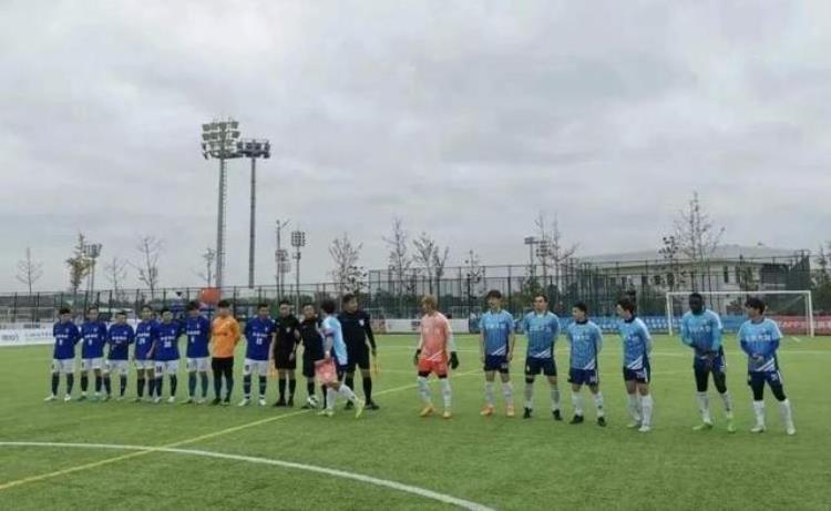 8人制更普及足球爱好者自己的世界杯第五届上海市足协冠军联赛火热进行中