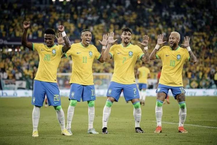 巴西击败德国成为世界杯历史上进球最多的球队