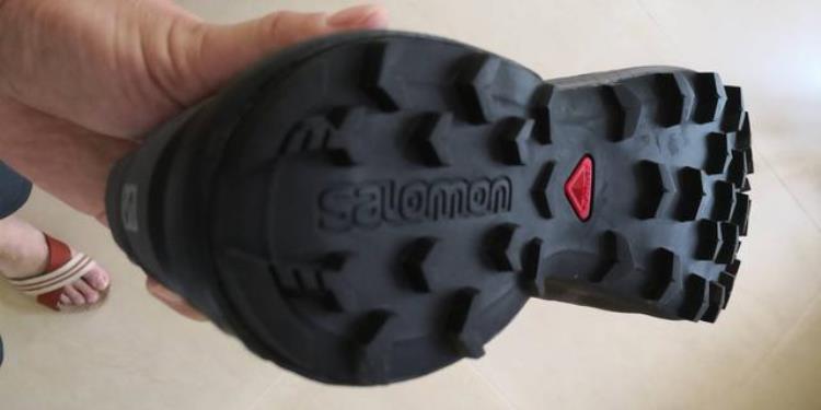 赛洛蒙越野鞋salomon「Salomon萨洛蒙越野跑鞋穿着舒适度高防滑性好抓地性好」