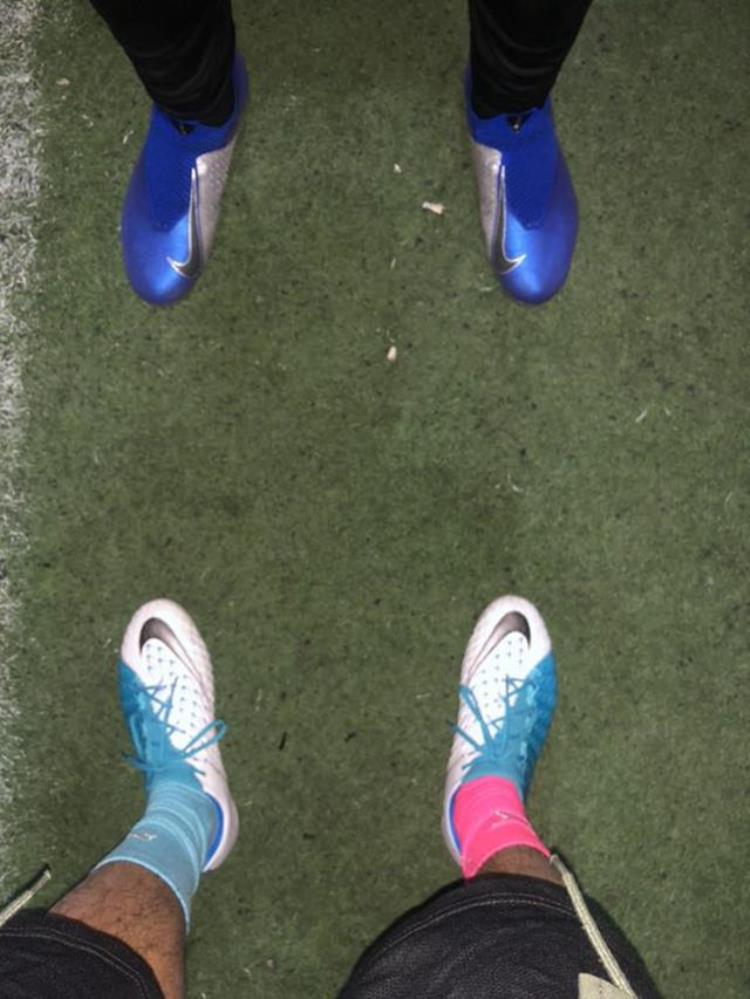 漂亮的足球鞋「看足球鞋美图还得来ENJOYZ外貌鞋会」