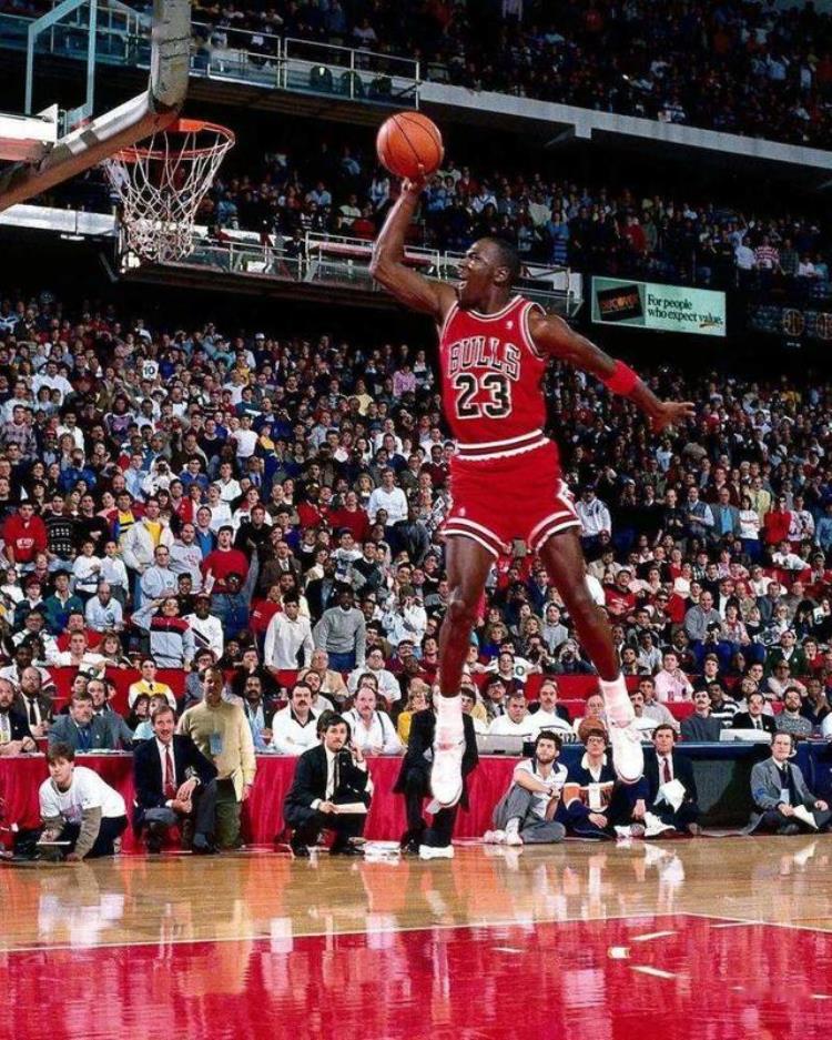 篮球之神乔丹有多强NBA生涯场均3065曾造成美国GDP下跌