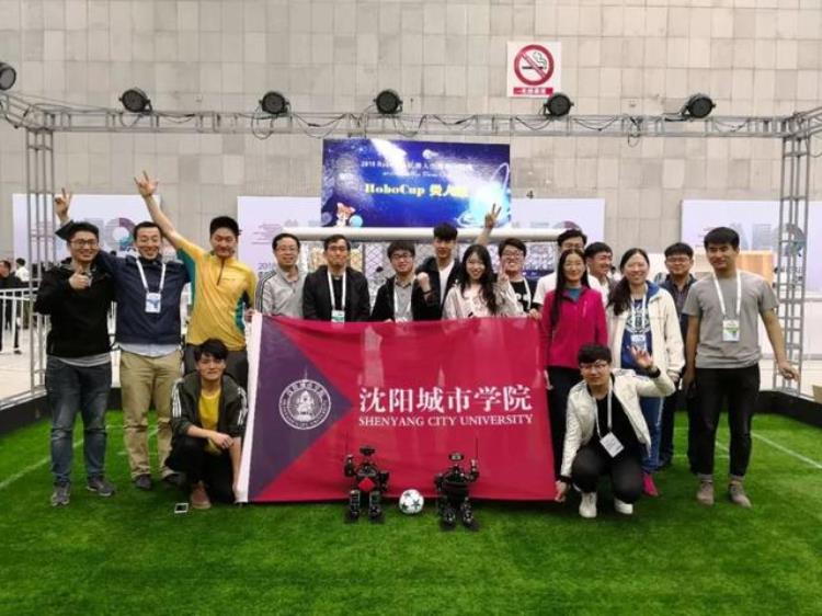 中国四大机器人「中国第一世界第四这个机器人团队不一般」