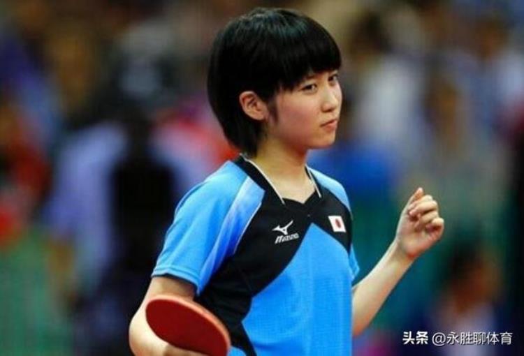 女乒乓球运动员陈梦身高「22岁日本乒乓天才少女穿伴娘装白色抹胸漂亮可爱曾赢丁宁陈梦」