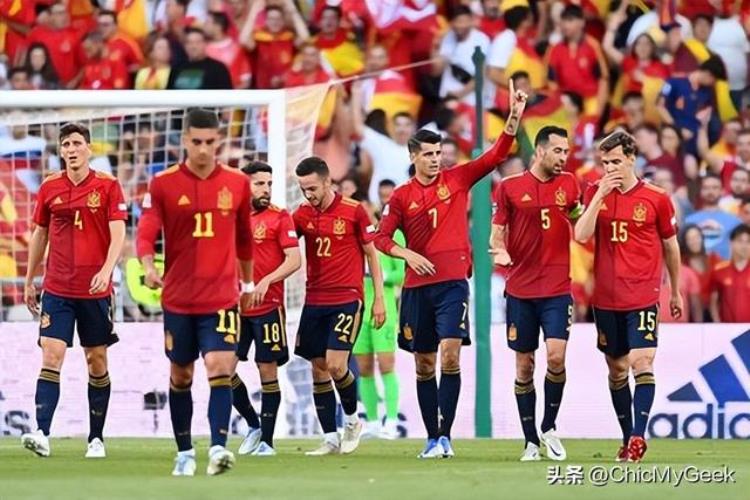 世界杯西班牙队球员「世界杯西班牙队帅哥盘点加维佩德里莫拉塔全队小奶狗」
