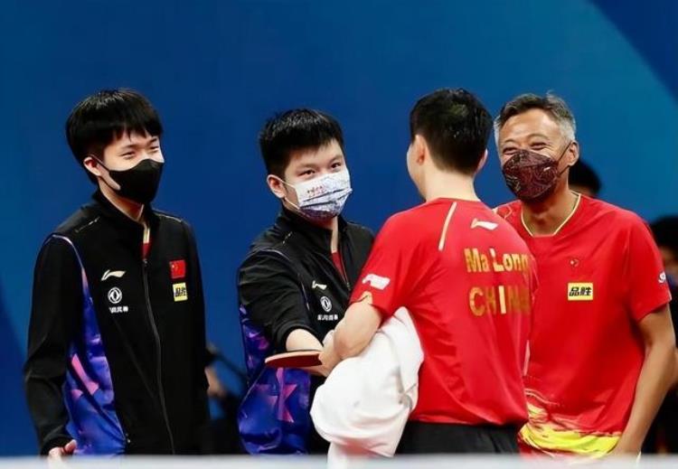 CCTV5直播世乒赛中国队32绝杀日本19:30冠军战对阵德国
