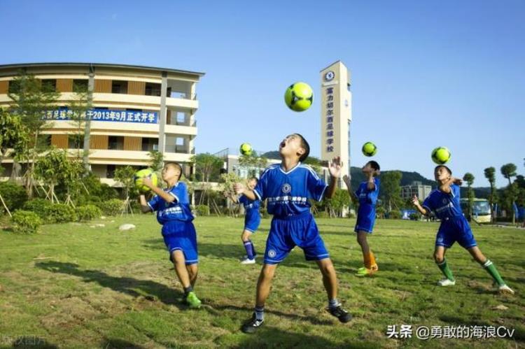 拯救中国男足的教练「和魔鬼教练一起努力让中国男足重燃世界杯希望」
