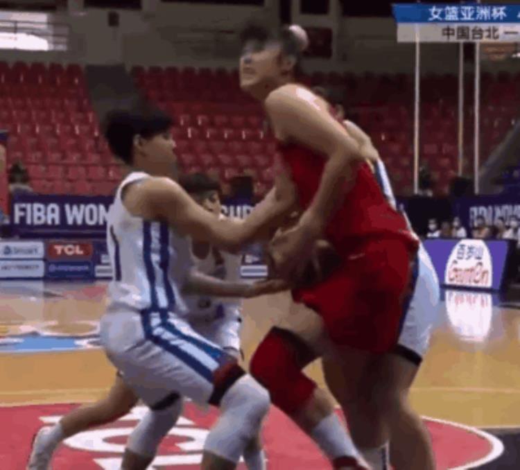 74分惨败给中国女篮中国台北主帅跳得高不如长得高