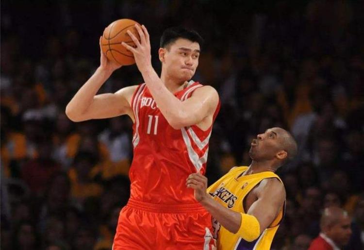 姚明刚来NBA时不喜欢扣篮主帅出这一招从此大姚爱上暴扣