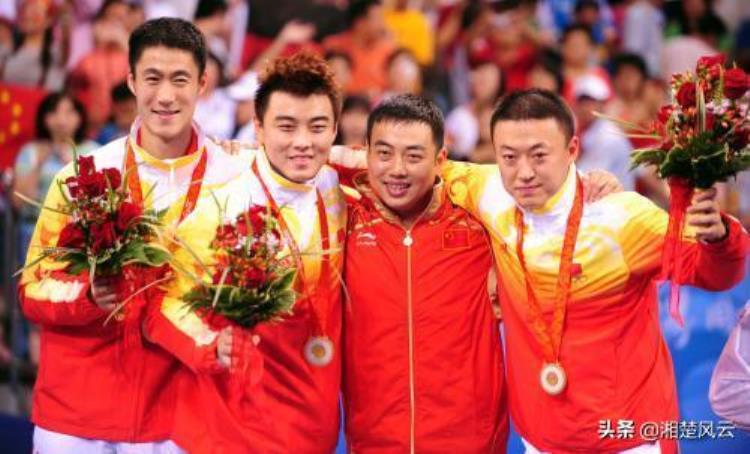 他是中国体育首位世界冠军两夺世乒赛冠军帅气又励志的体育人