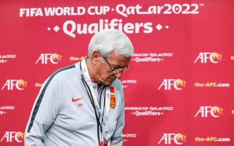 国足对手主帅辞职,带领国足闯进世界杯的主教练