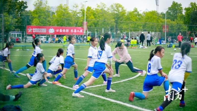 中山小学足球队「足球从娃娃抓起中山市青少年足球锦标赛火热开打」
