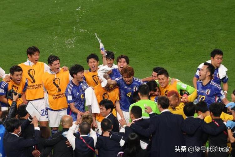 日本最后10分钟比赛「一个14秒失误拍纪录片研究一年才有如今日本队的胜利」