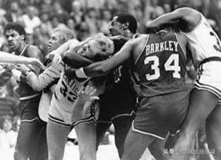巴克利暴揍兰比尔事件「NBA十大暴力冲突:麦迪暴揍杰克逊,巴克利暴揍兰比尔」