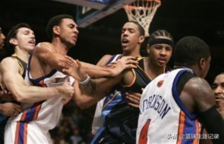 巴克利暴揍兰比尔事件「NBA十大暴力冲突:麦迪暴揍杰克逊,巴克利暴揍兰比尔」