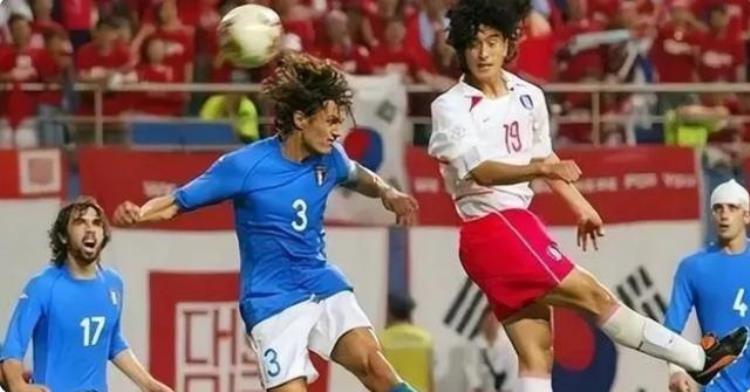 世界杯爆冷韩国「世界杯冷门比赛盘点韩国最争议意大利最悲情」