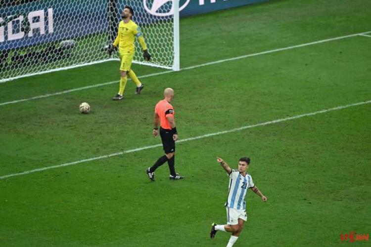 世界杯决赛姆巴佩帽子戏法梅西梅开二度阿根廷队点球7比5成功登顶