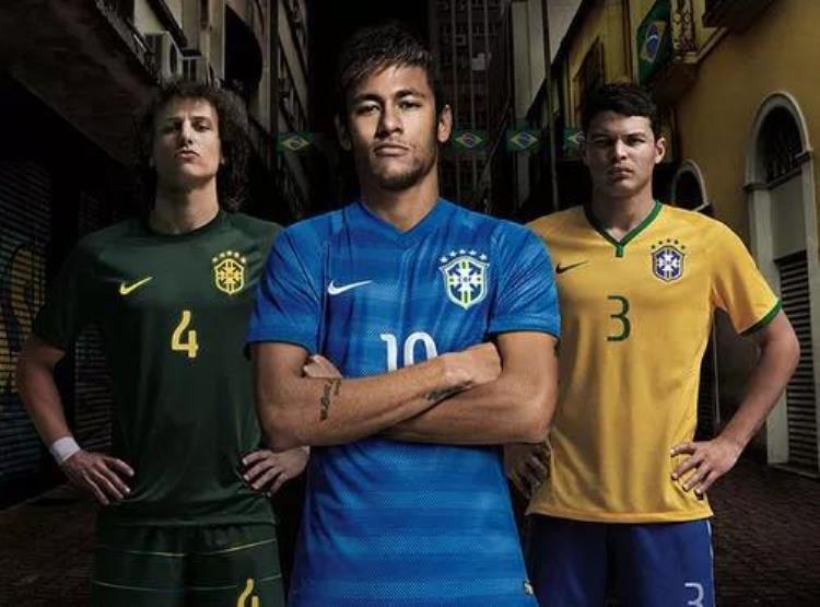 2014年世界杯为什么没有卡卡「为什么2014年世界杯巴西不用卡卡与小罗」
