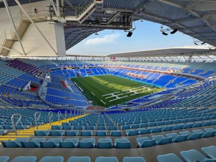卡塔尔世界杯足球场草坪是谁建植的中国建了两个科技含量高在哪里