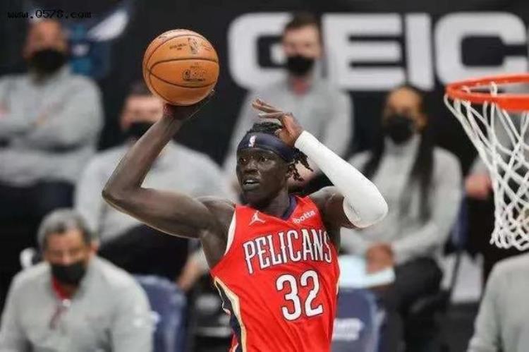 NBA打工人「NBA最底层打工仔的故事是怎样的快来看一看吧」