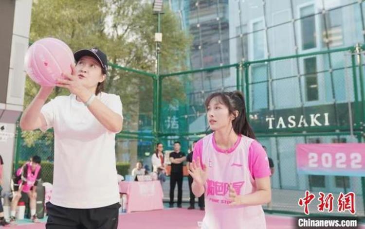 粉色风暴女子篮球联赛在合肥北京两城同时举行