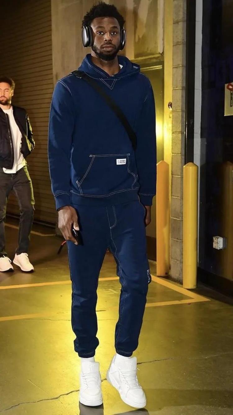 NBA勇士队壁纸「篮球壁纸第20期勇士队便装秀」